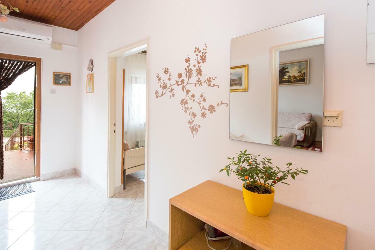 Apartman Branka 라빈 외부 사진